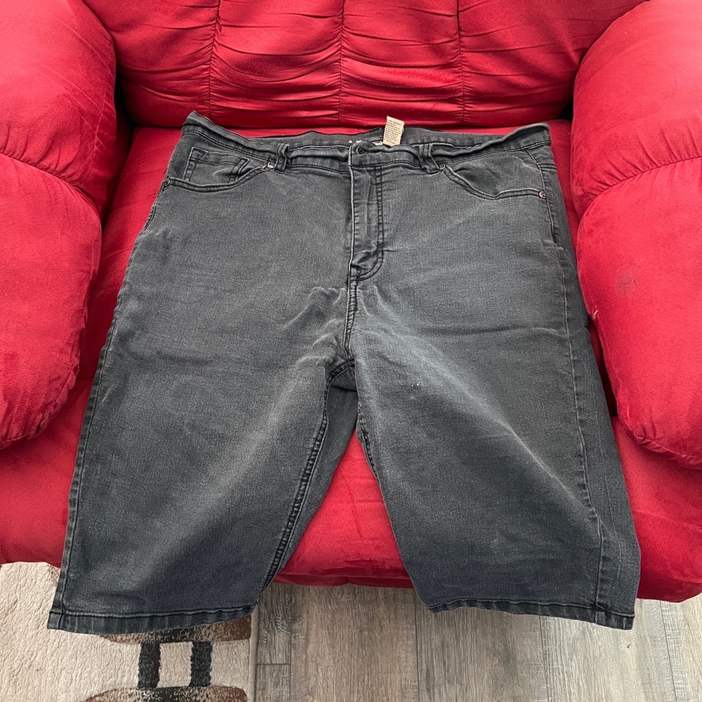 Women’s 18W DG2 brand black jean shorts